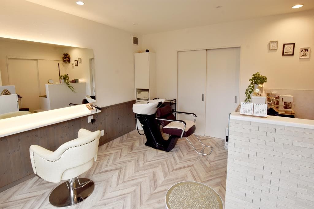 HAIR SALON R 2