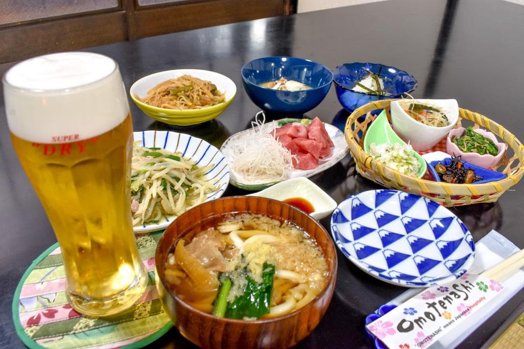 食事処 古民家やまと. 2