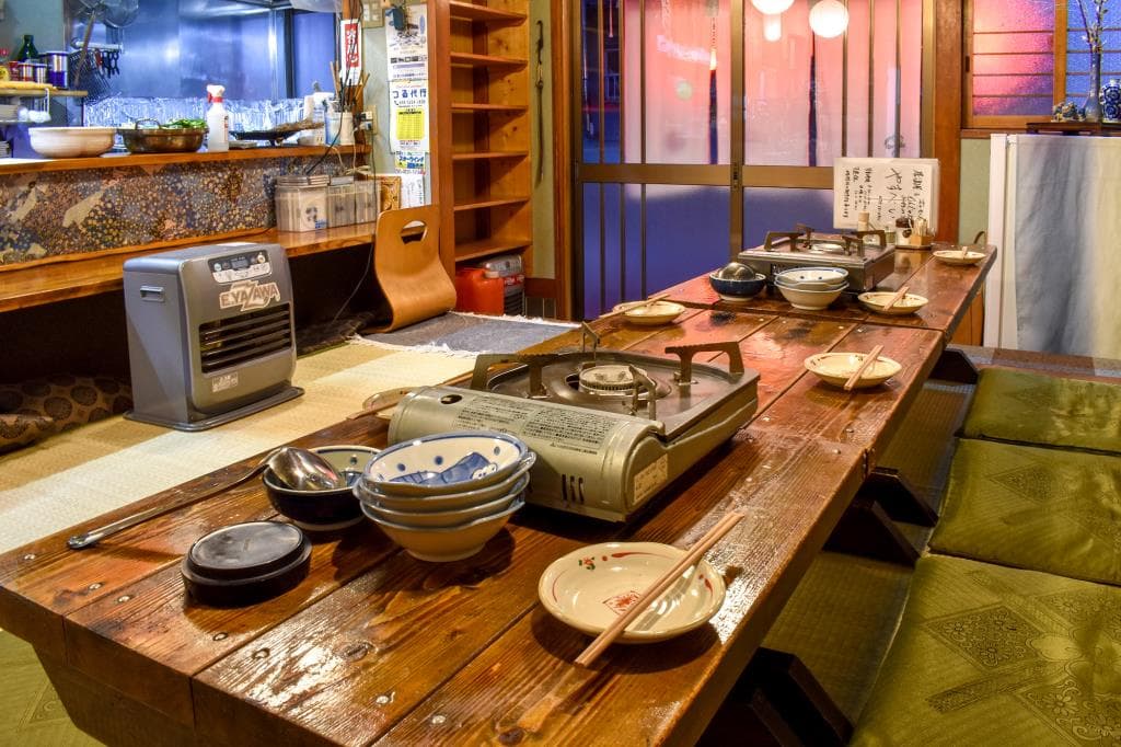 居酒屋ホルモン焼 やすべい 2