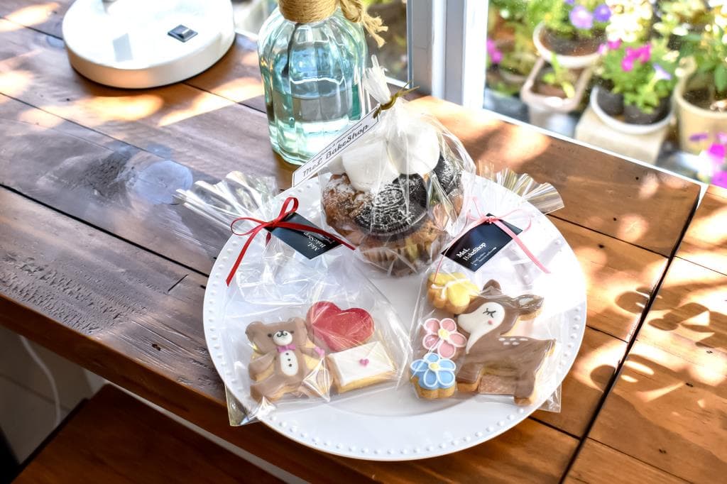 MeL BakeShop 1