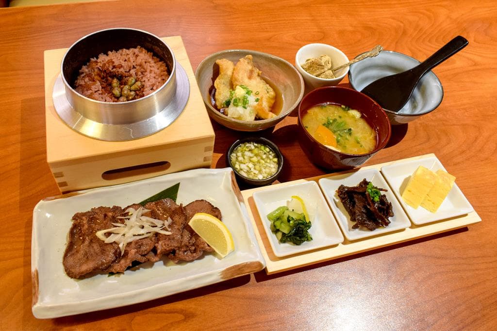 五穀 甲府昭和店 1