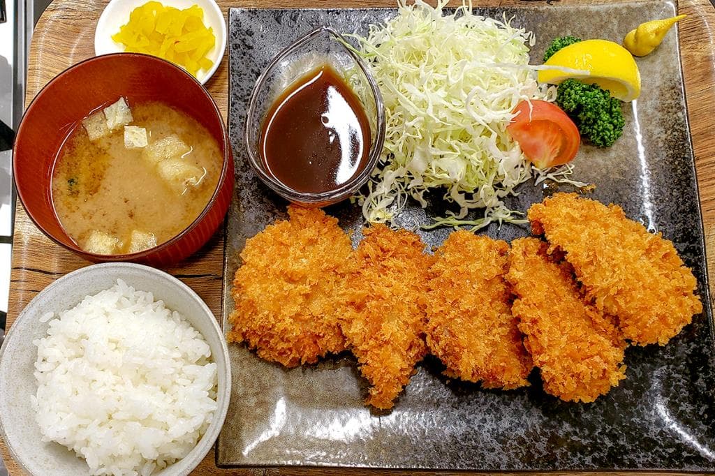 レストランパセリ×タニタカフェ ヘルシースパサンロード店 2