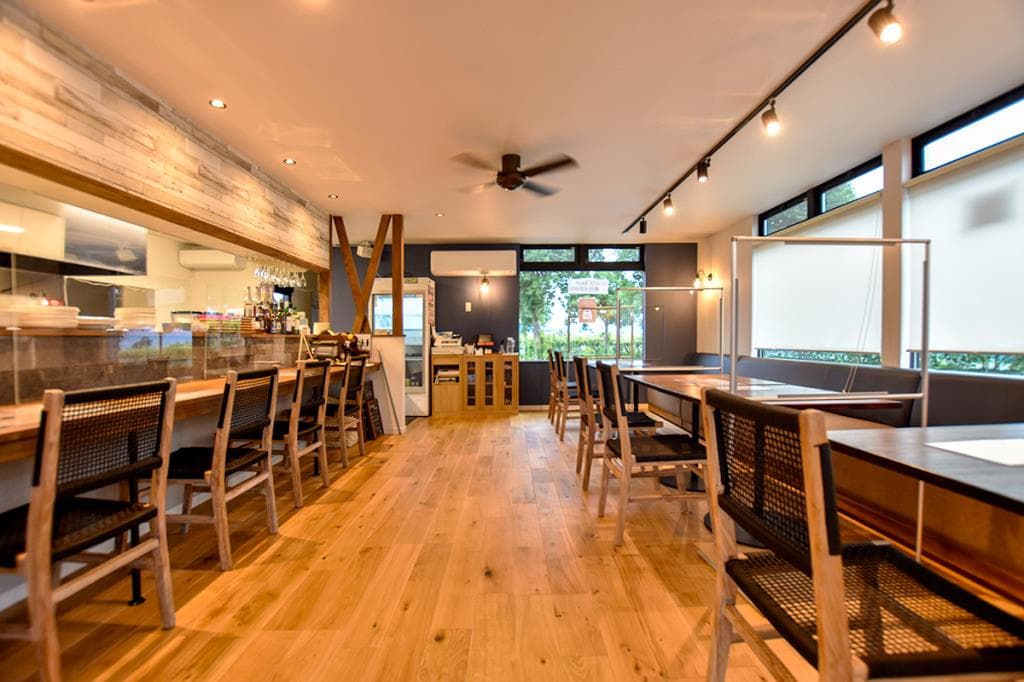 CAFÉ&BAL 終日KIRAKU 4