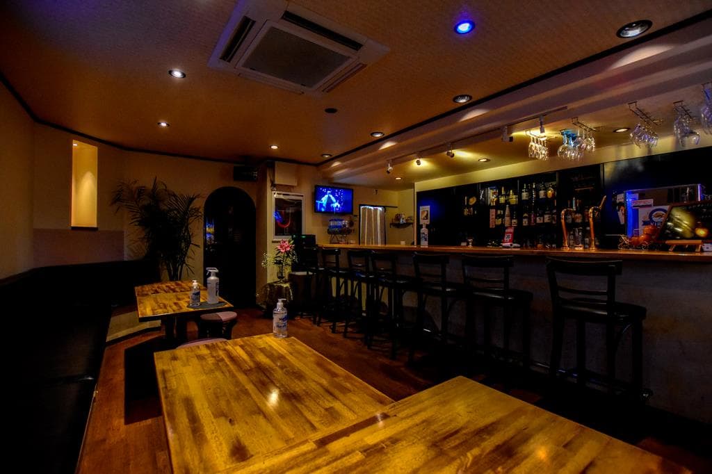 カラオケBarはなび 4