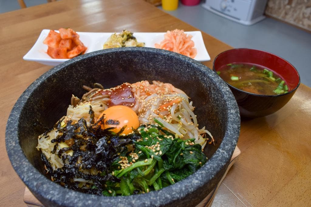 韓国食堂 キムチ屋 1