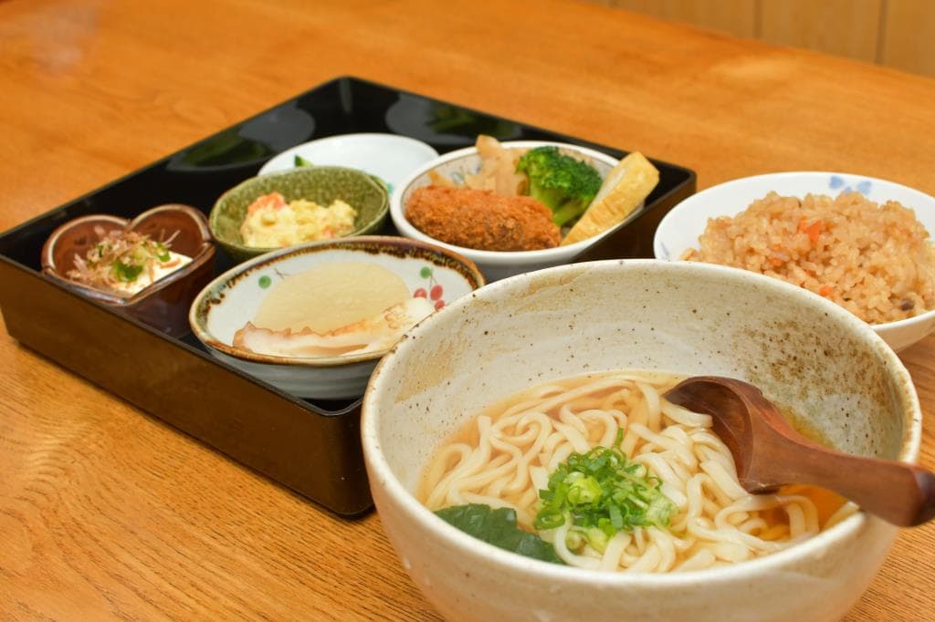 手打ちうどん ほたる 1