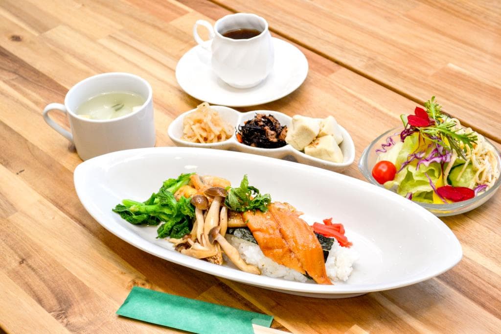 食事&CAFÉ とみー 2