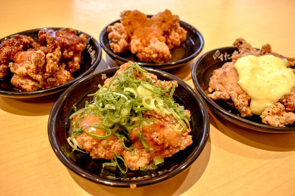 伝説のすた丼屋 甲府店 3