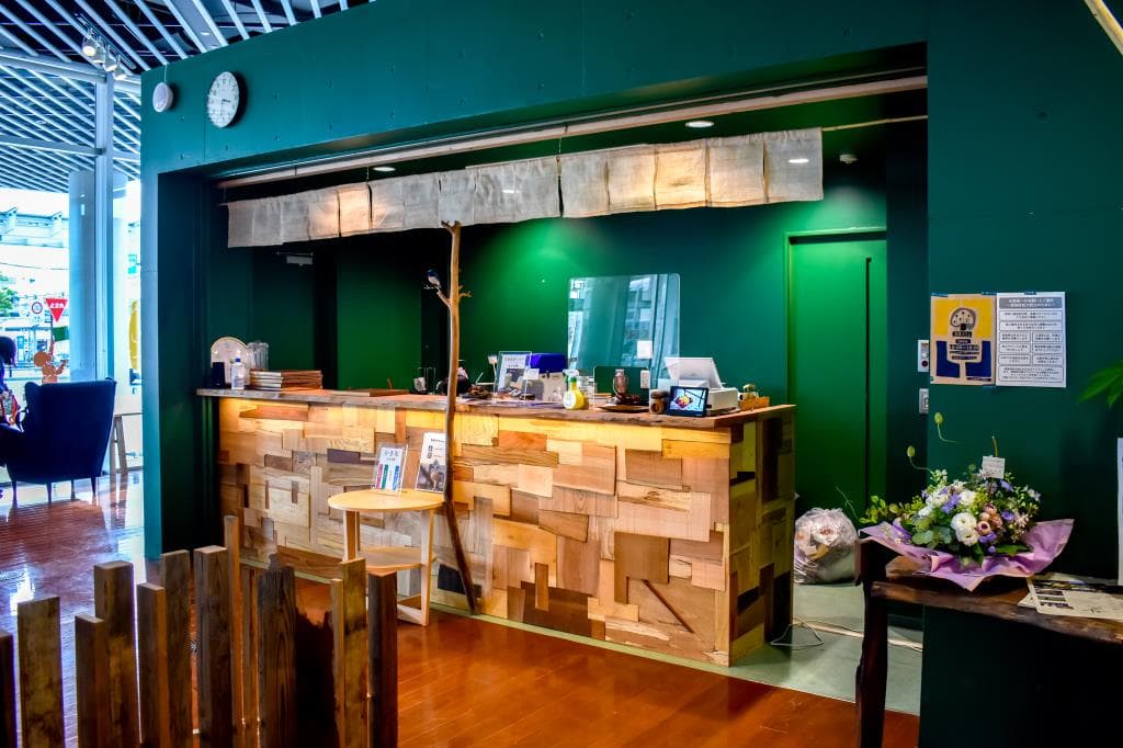 図書カフェ by白州山の水農場 5
