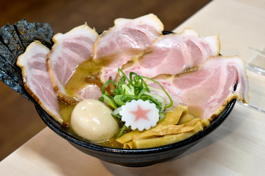 まぐちゃんラーメン 響が丘店 1