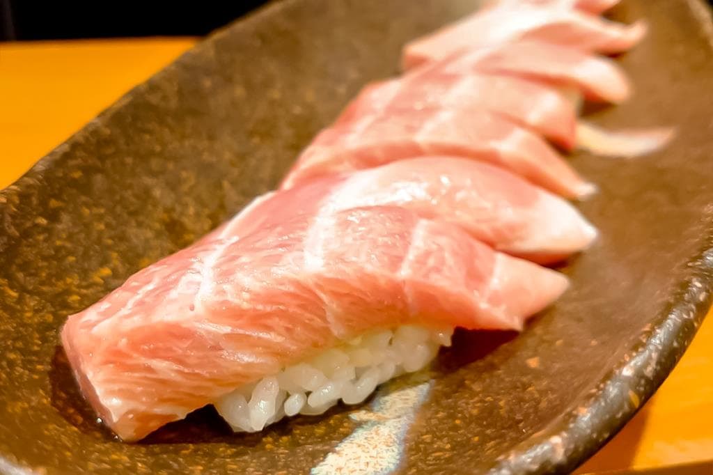 鮨 やもと 1