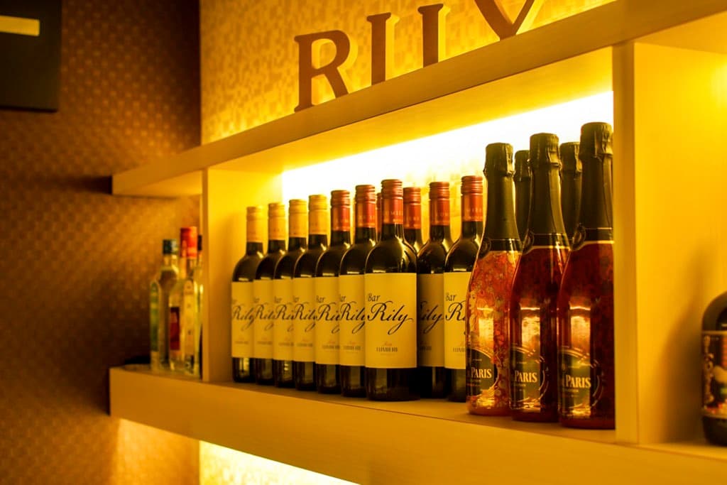 Bar Rily 2