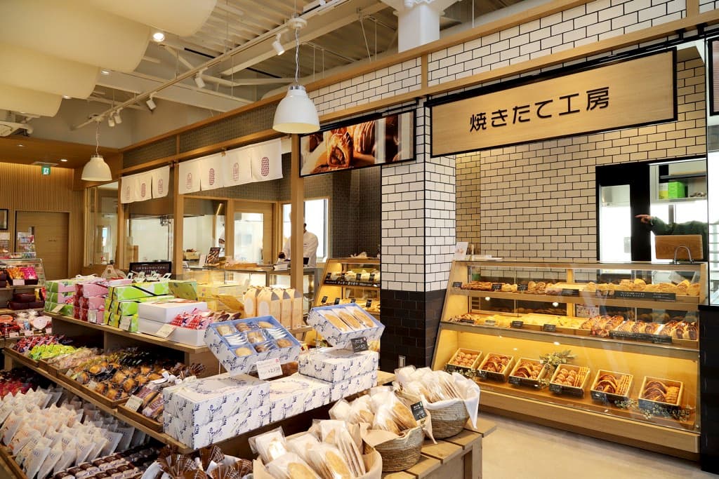シャトレーゼマルシェ 甲府後屋 2