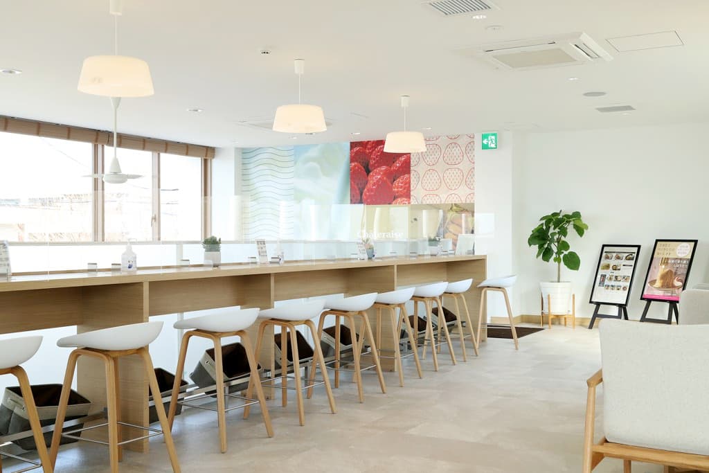 シャトレーゼマルシェ 甲府後屋 4