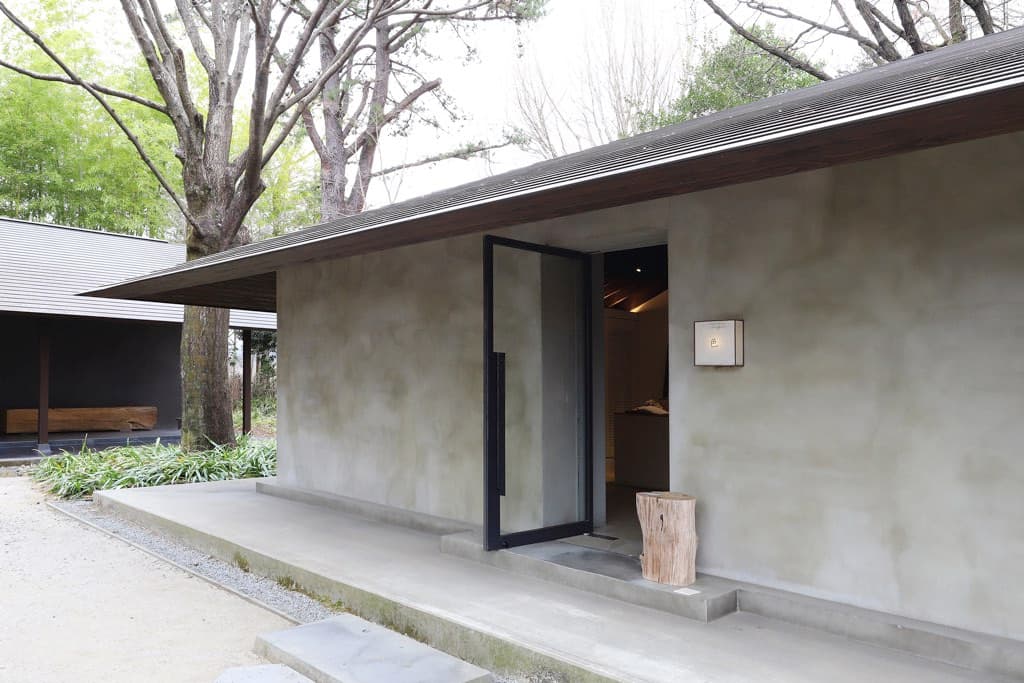 evam eva yamanashi 色