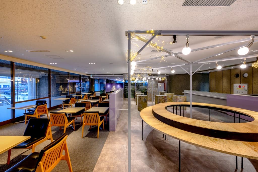 YAMANASHI BUNKA KAIKAN 1966店 1