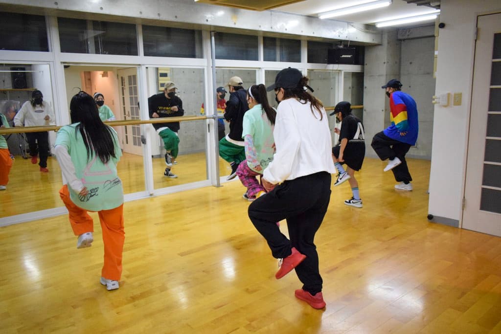 ATS revolver DANCE entertainment 4