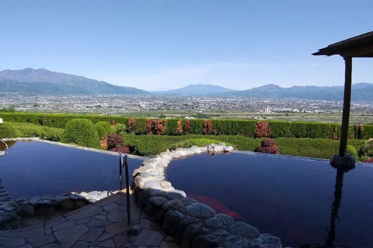 託児付きでみたまの湯の絶景温泉とランチを堪能 1