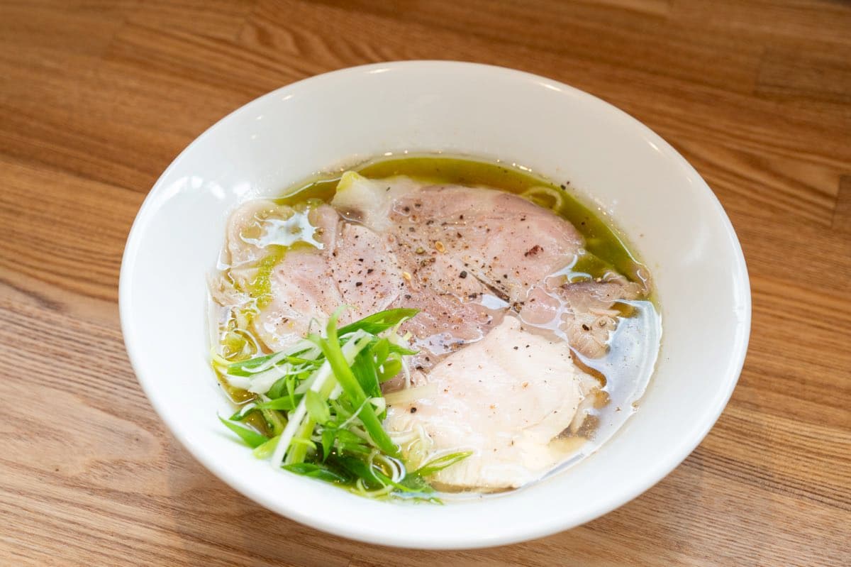 麵や まなか 1