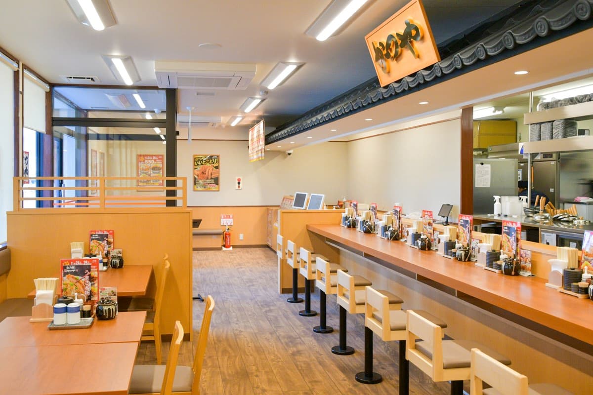 かつや甲斐敷島店 4