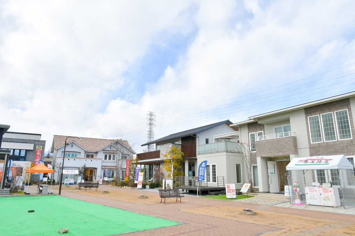 <小瀬・けやき通り>甲府住宅公園 3