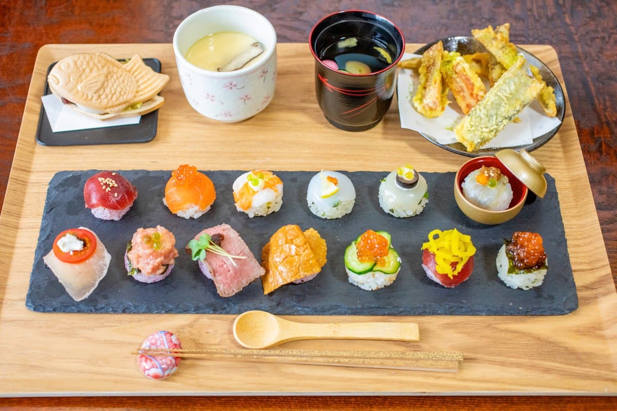 手毬ずし専門店 嬋~せん~ 1