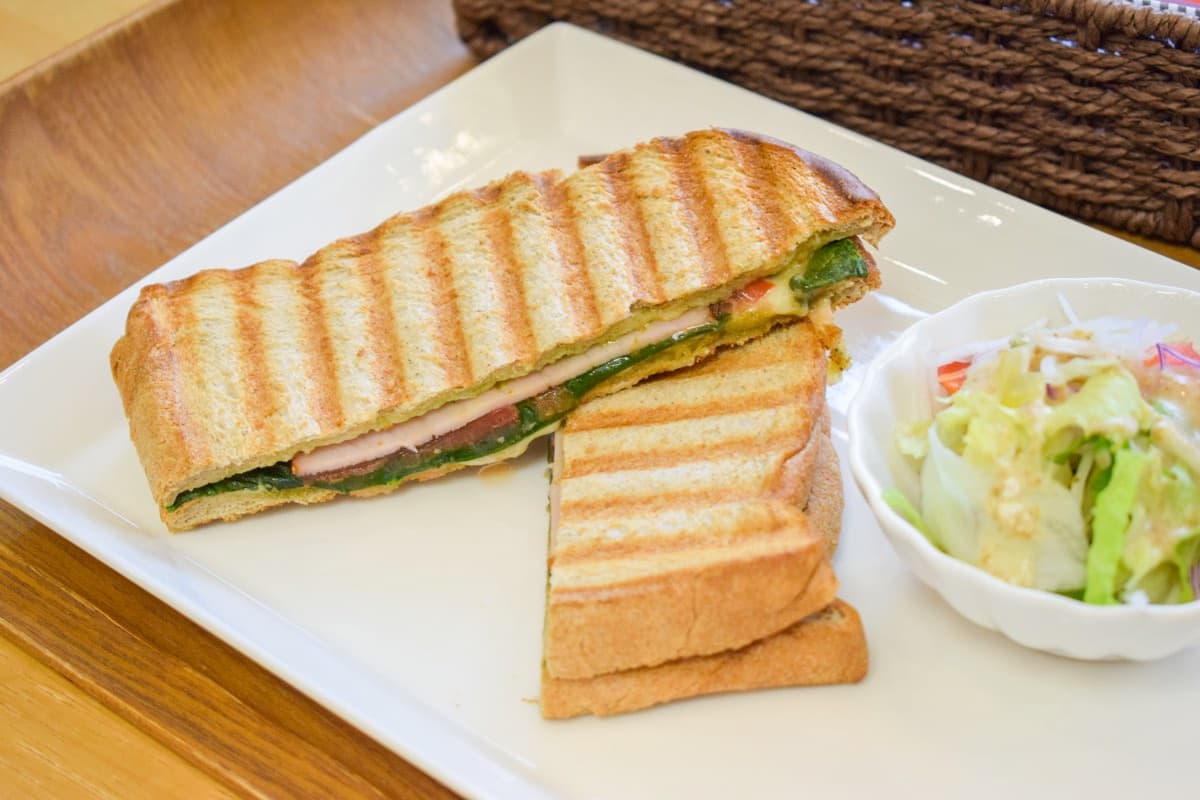 CAFE&BAR KoBuTa 1