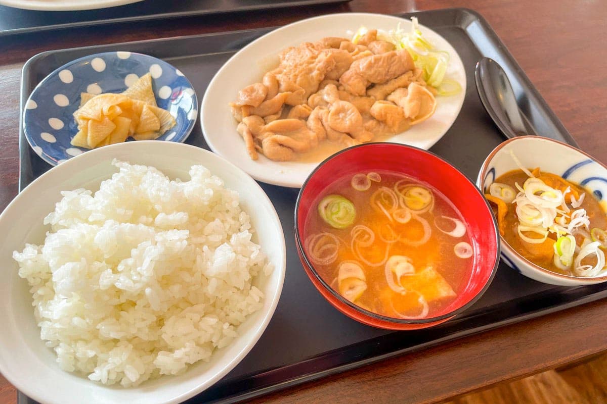 とらきち食堂 1
