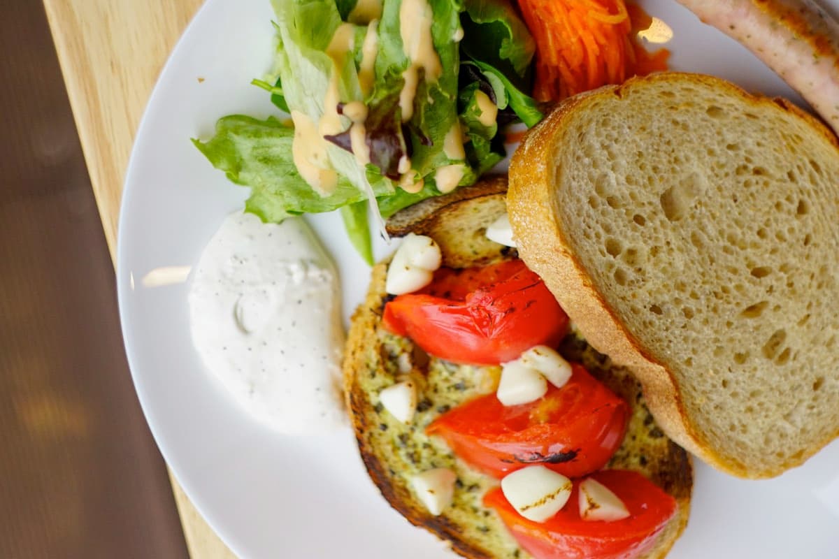 ZEIT BAKERY CAFE 1