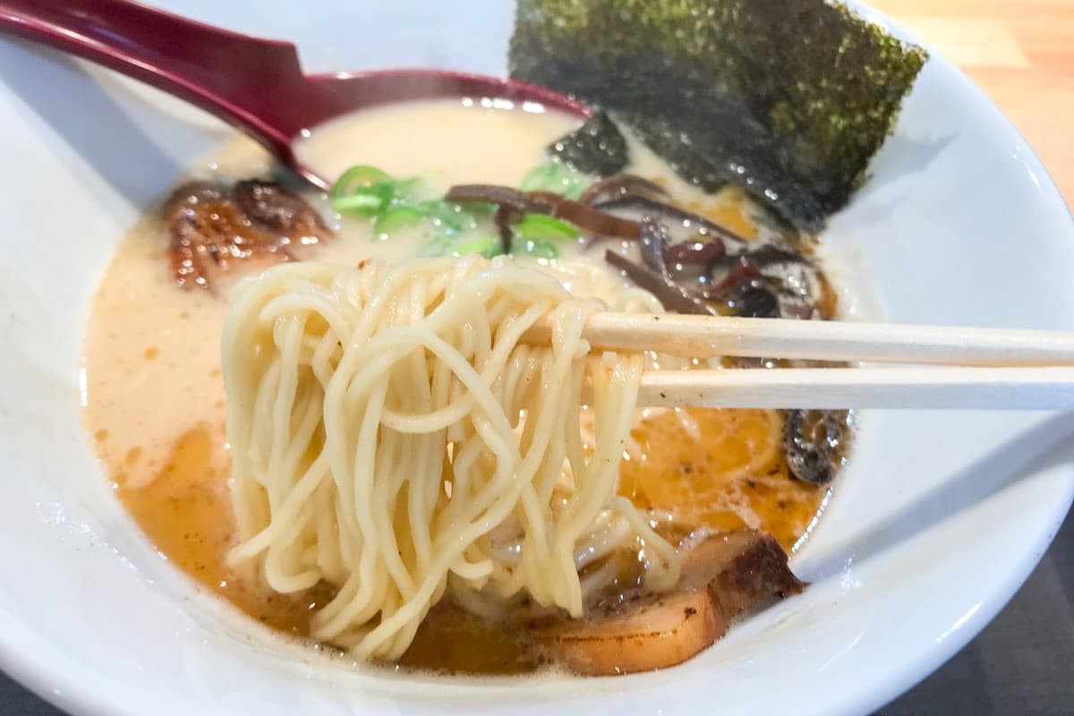 甲斐豚骨ラーメン ぶーちゃん 2