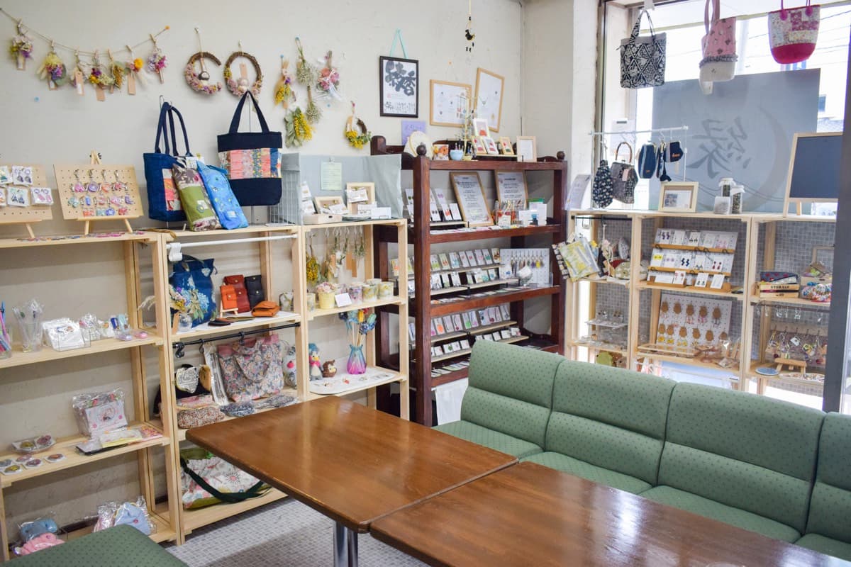 Multi-brand store 縁 2