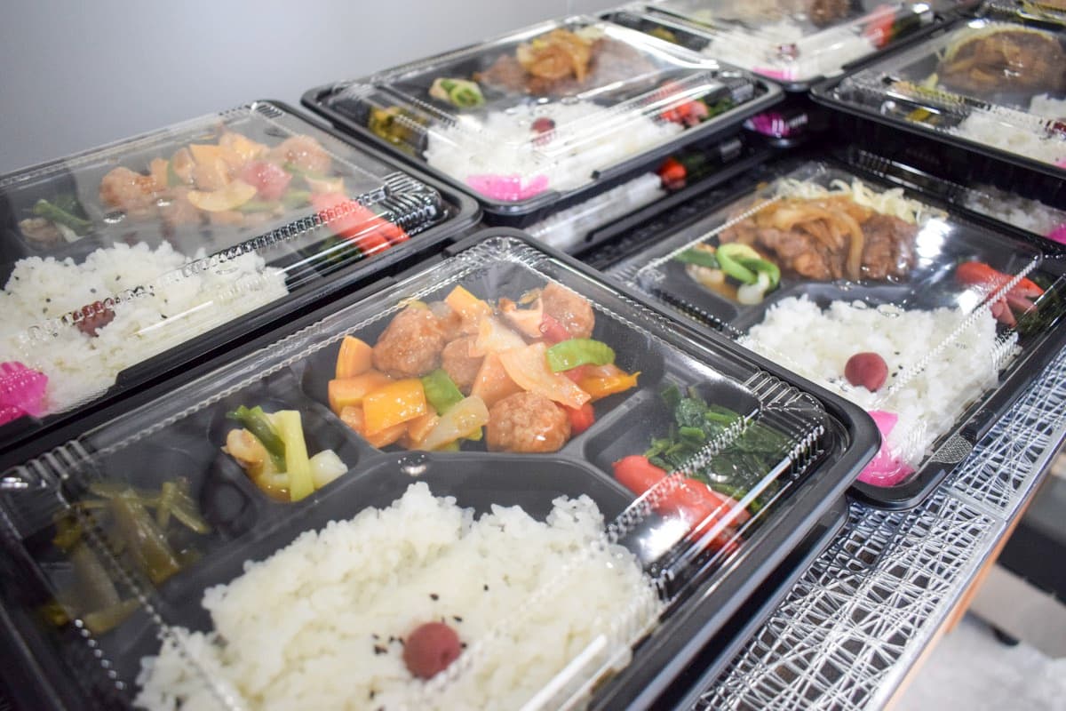 お弁当のかしわや 1