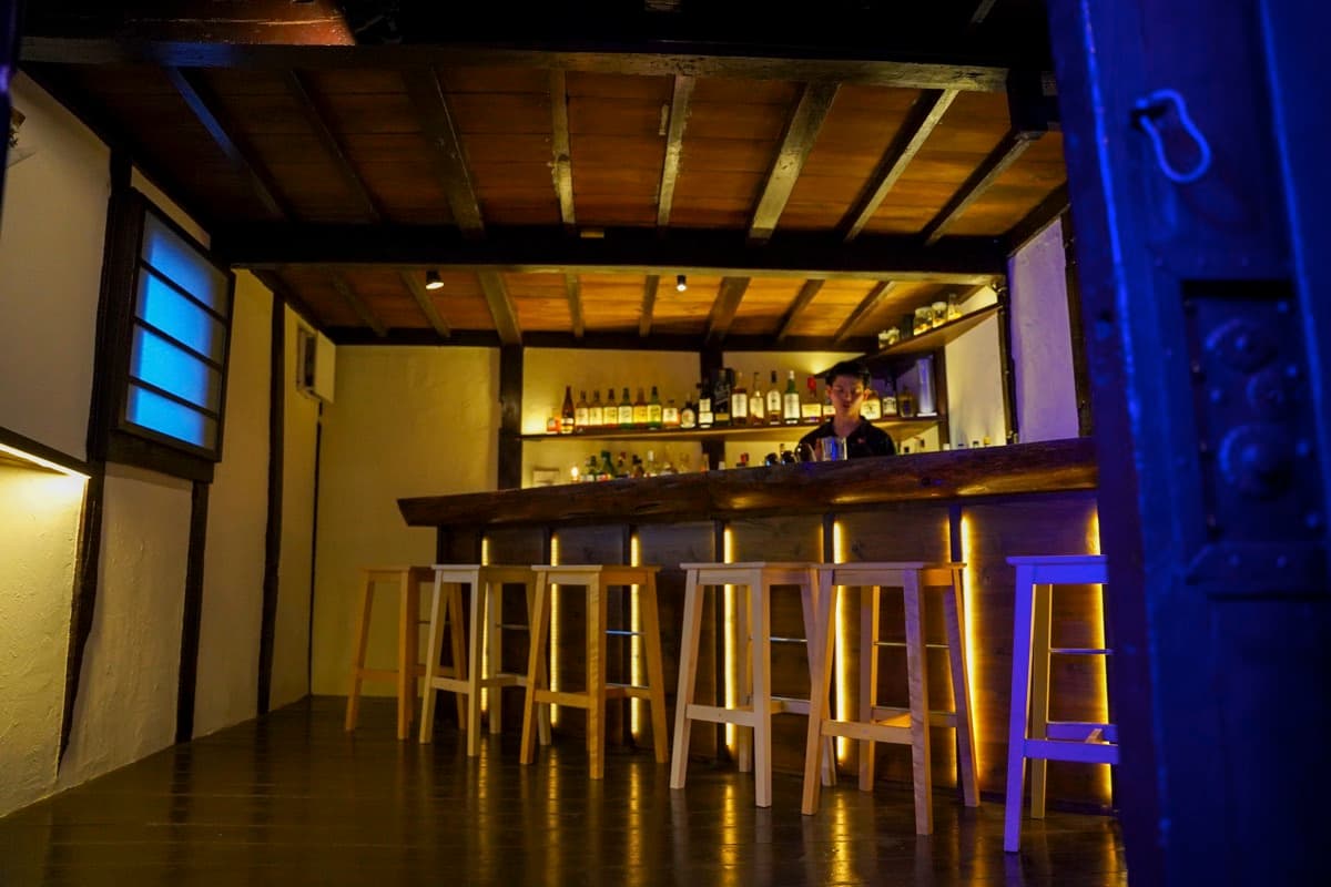 Cafe & Bar KARDIA 4