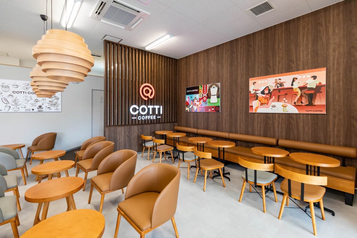 COTTI COFFEEバロー甲府昭和店 4