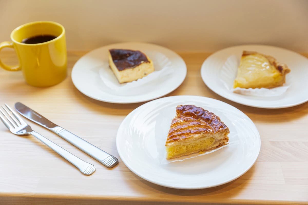 TOMIYA-焼菓子と自家焙煎珈琲- 1