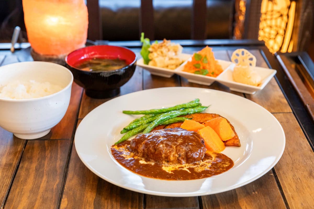 清里の森食堂〜DD & Lua〜 1