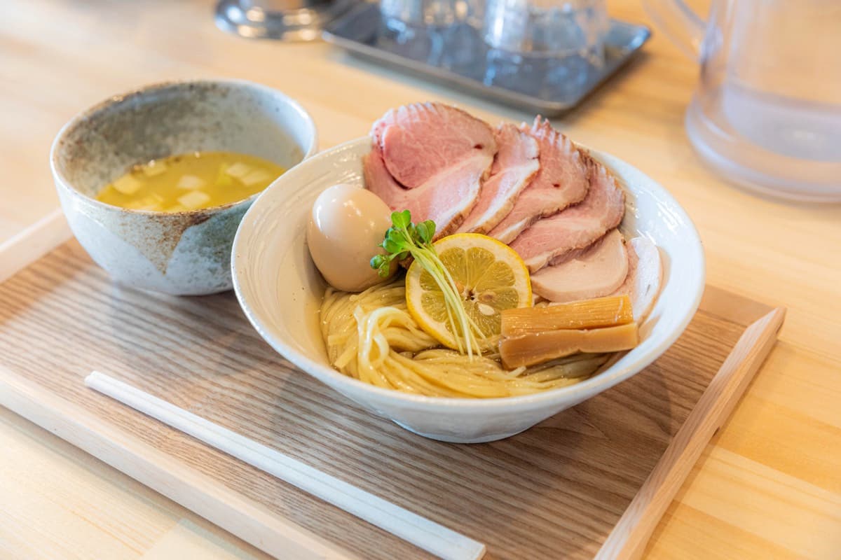 MENYA OKIBI 1