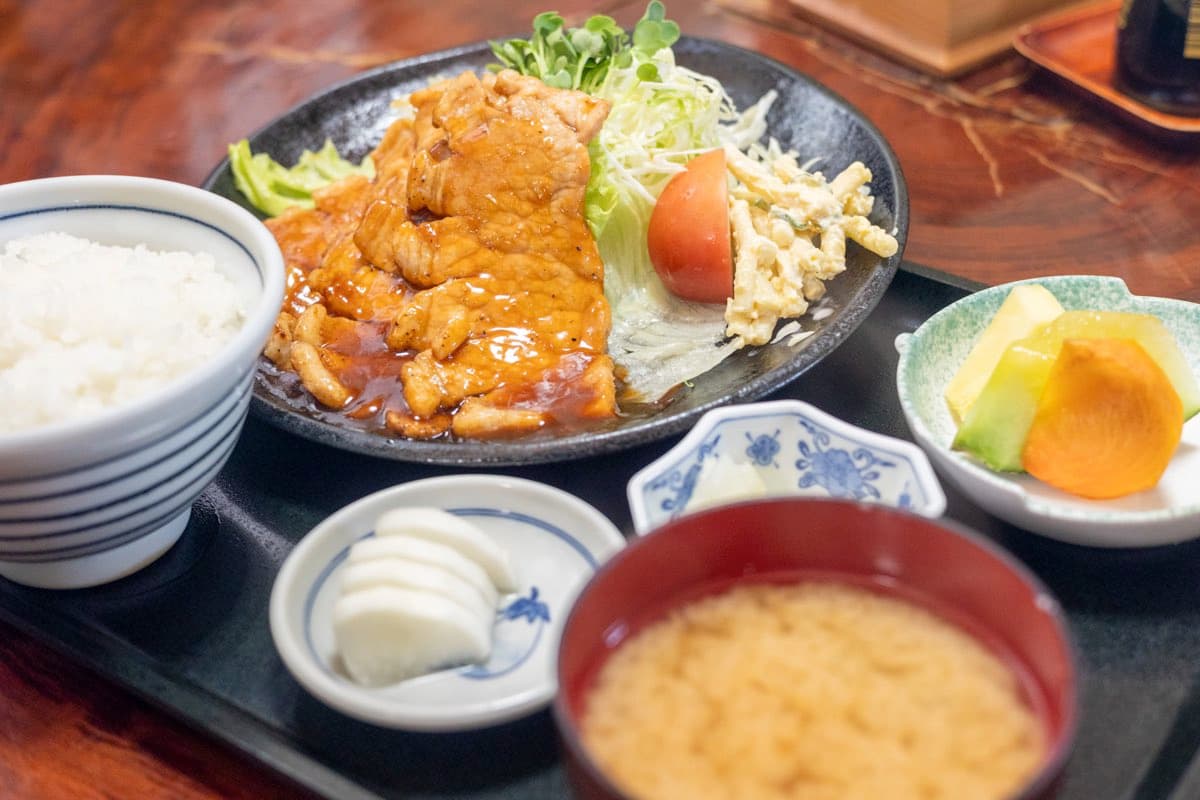 お食事処 やぶ 2