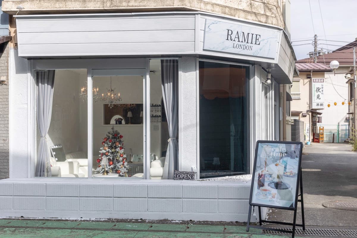 RAMIE LONDON 5
