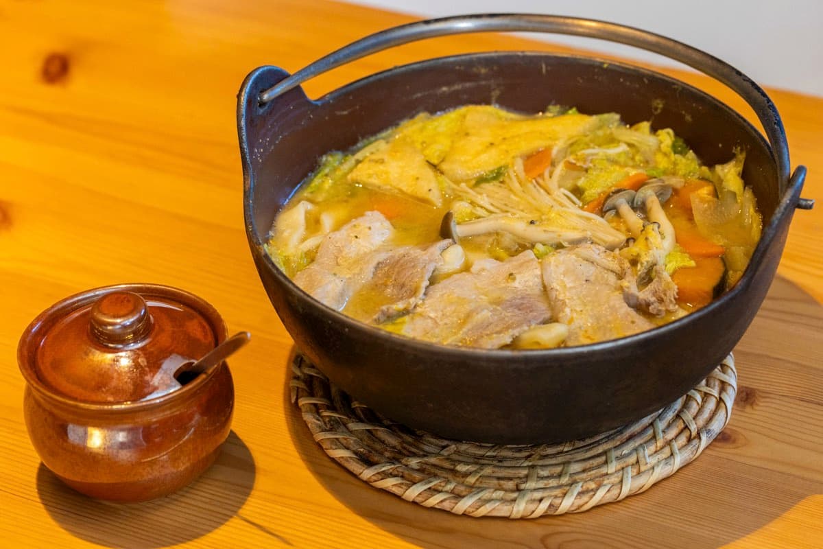 ほうとう蔵 歩成 河口湖店 – 富士河口湖町 1