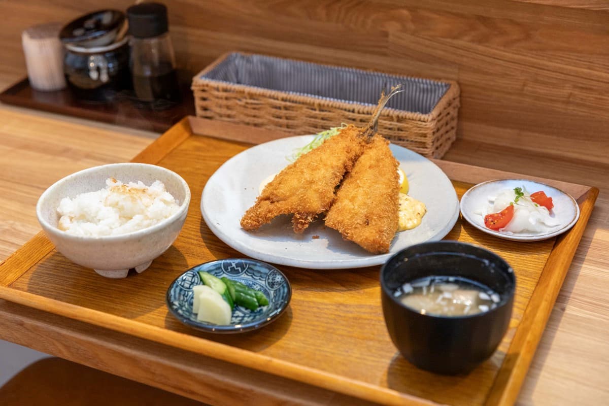 手作り定食 杏と梅の木 1