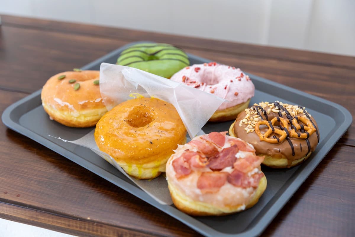 ROOT DOUGHNUTS SHOP 1
