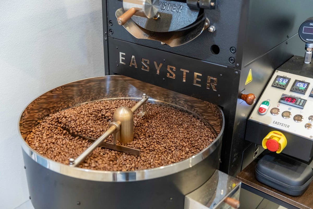 Amber bakery&coffee roastery 3