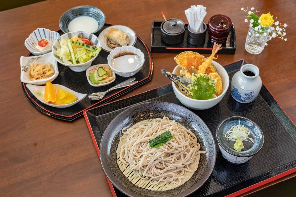 かぞくキッチン 手打ちそば楽 1