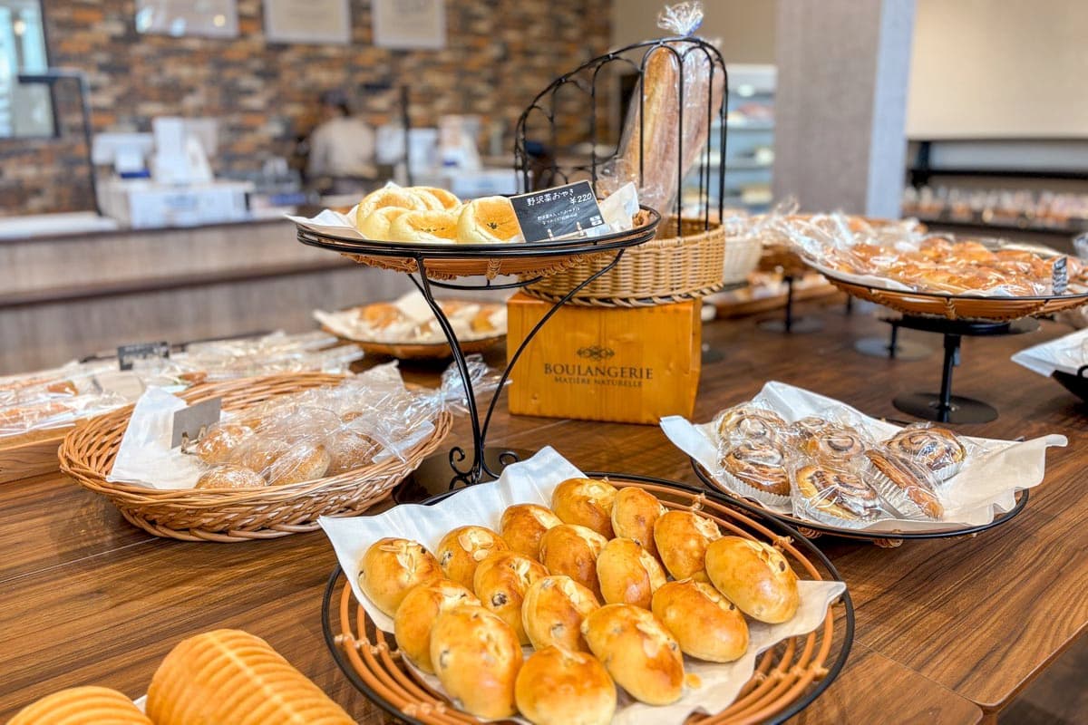 Bakery re RINON 3