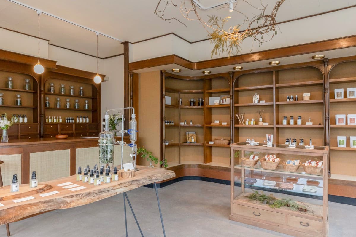 noi shop & tea stand 2