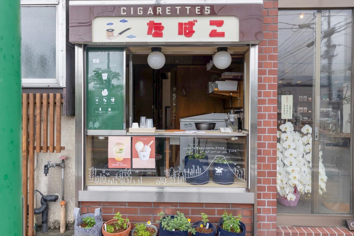 noi shop & tea stand 4