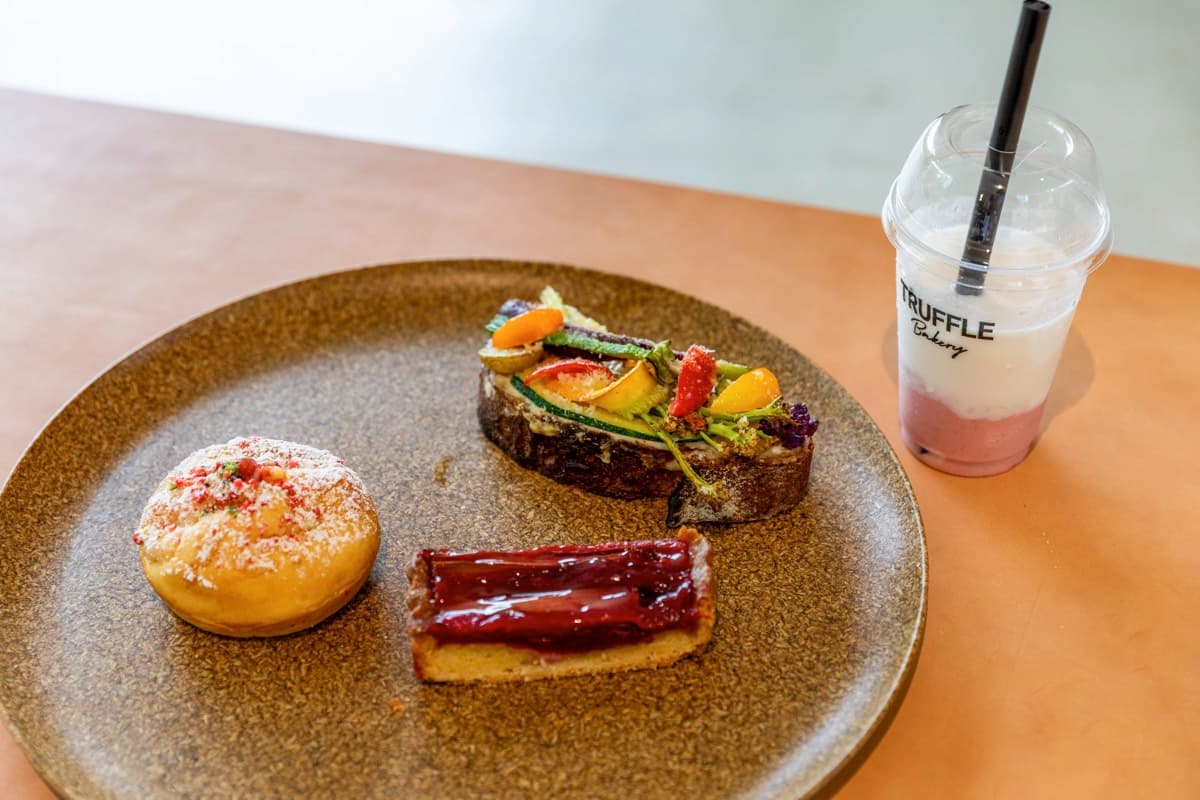 TruffleBAKERY 南⼋ヶ岳 1