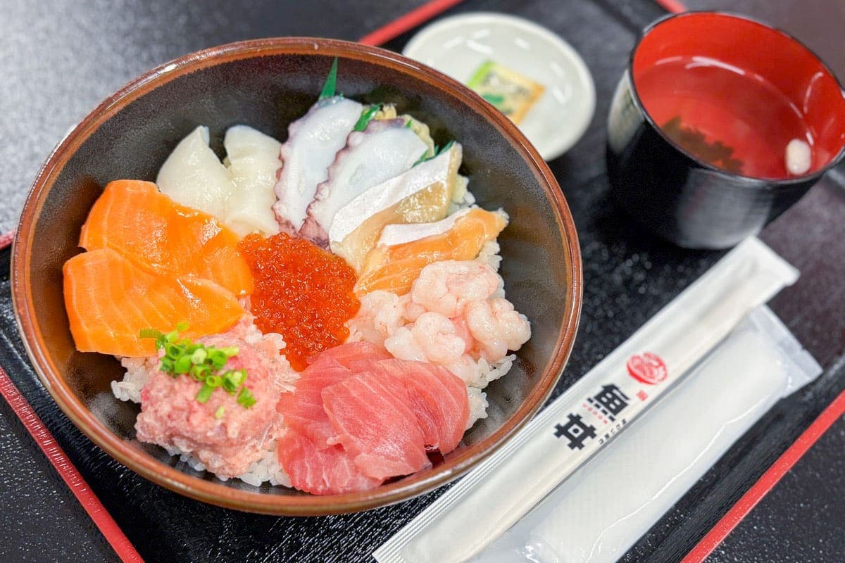魚丼 甲府バイパス石和店 1