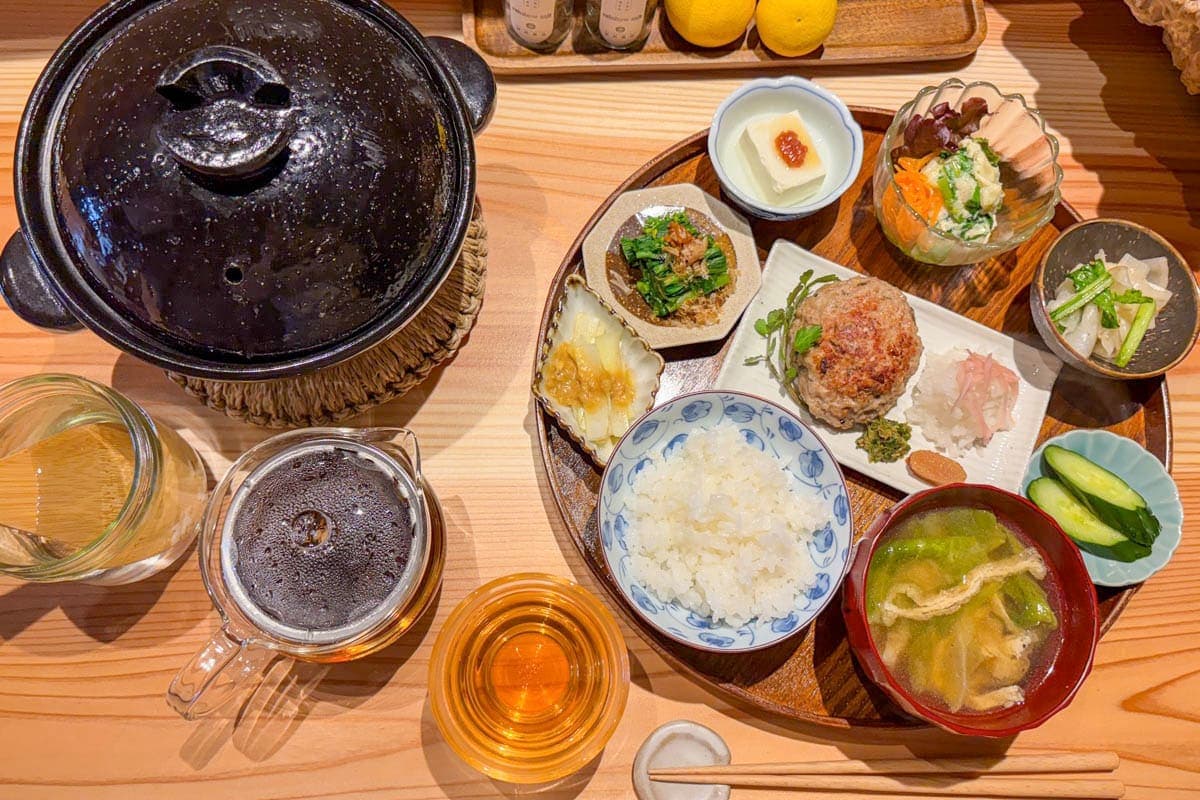 仲沢商店のまいにち食堂 1